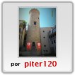 Una torre entre dos casas